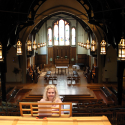 Tur til Canada 2008: Randi ved orglet i Christ Church Cathedral, Vancouver